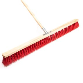 Nyelezett betonseprű 100cm Nyelezett betonseprű 100cm